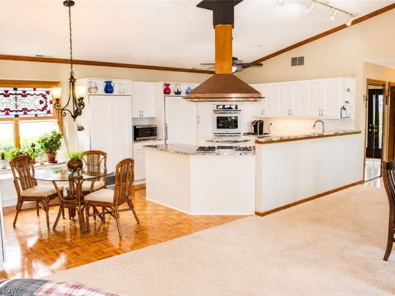 23128 Roberts Run , Bay Village, OH 44140 Photo 15