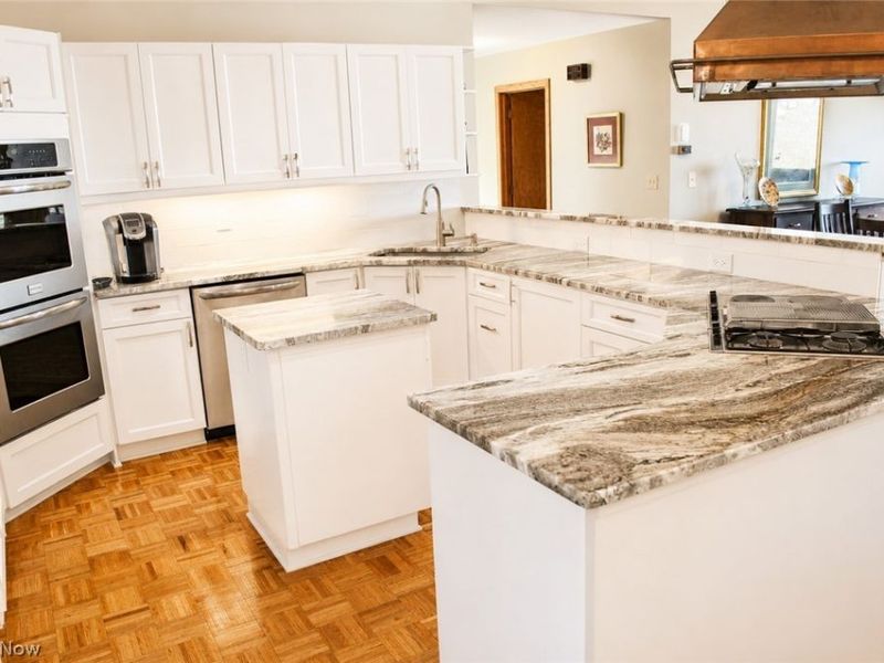 23128 Roberts Run , Bay Village, OH 44140 Photo 19