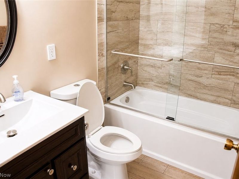 23128 Roberts Run , Bay Village, OH 44140 Photo 29