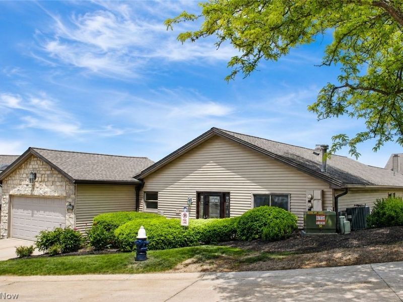 23128 Roberts Run , Bay Village, OH 44140 Photo 3