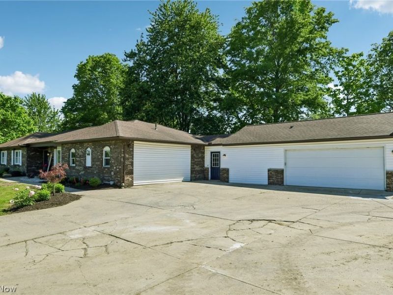 12034 Root Road, Columbia Station, OH 44028 Photo 3