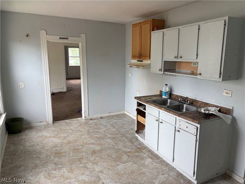 2100 W 95th Street , Cleveland, OH 44102 Photo 17