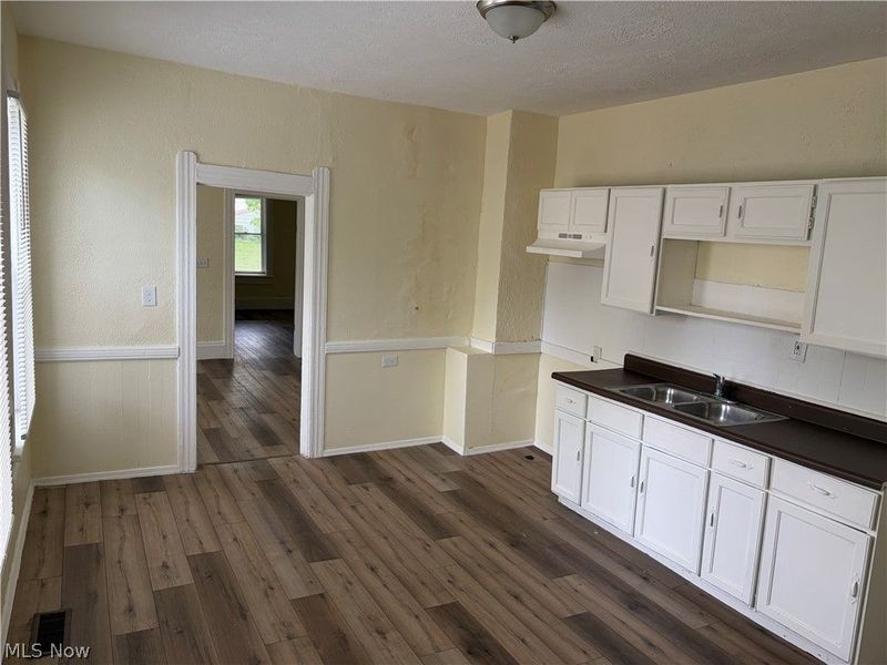 2100 W 95th Street , Cleveland, OH 44102 Photo 9