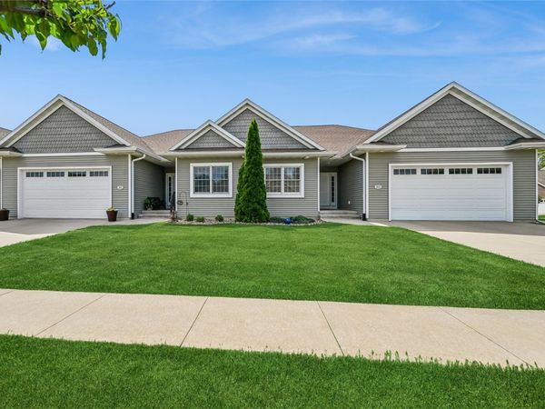 313 13th Avenue SW, Mt Vernon, IA 52314