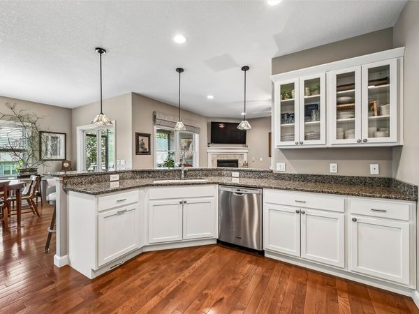 313 13th Avenue SW, Mt Vernon, IA 52314
