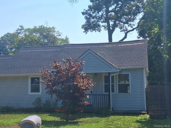 113 Huguenot Drive, Mastic Beach, NY 11951