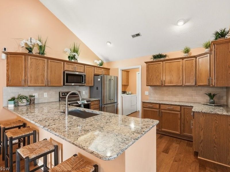 625 Crossings Circle , Tallmadge, OH 44278 Photo 11