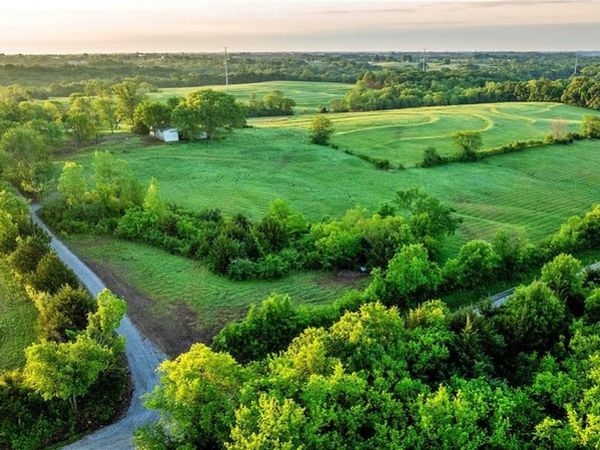 Murray rd Road, Lawson, MO 64062