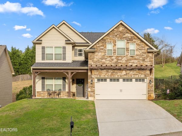 1230 Peake Lane , Knoxville, TN 37922