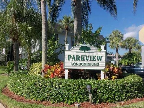 1290 SE Parkview Place, Unit A2, Stuart, FL 34994