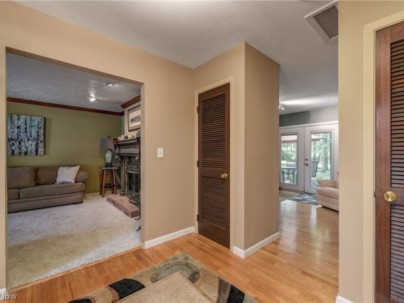5920 Mills Creek Lane , North Ridgeville, OH 44039 Photo 6