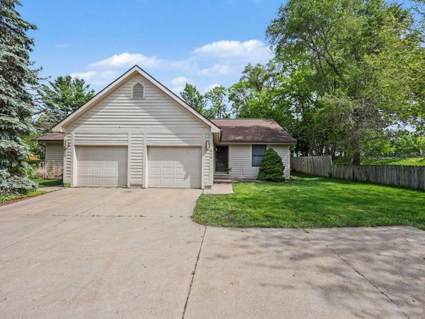 674 South Street, Grass Lake, MI 49240