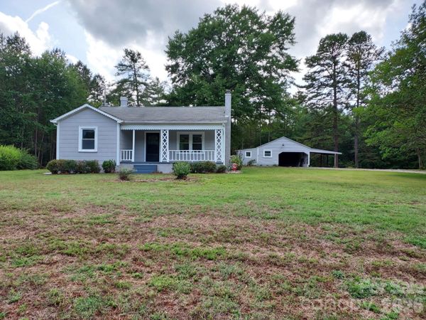568 Pineville Road, Statesville, NC 28677