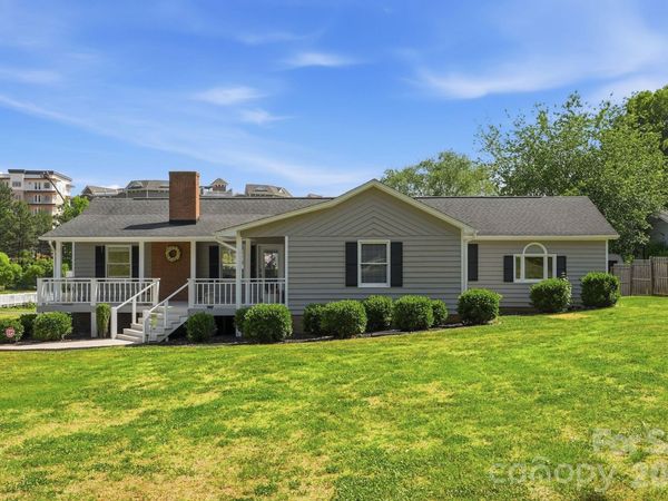 139 Perrin Drive, Mooresville, NC 28117