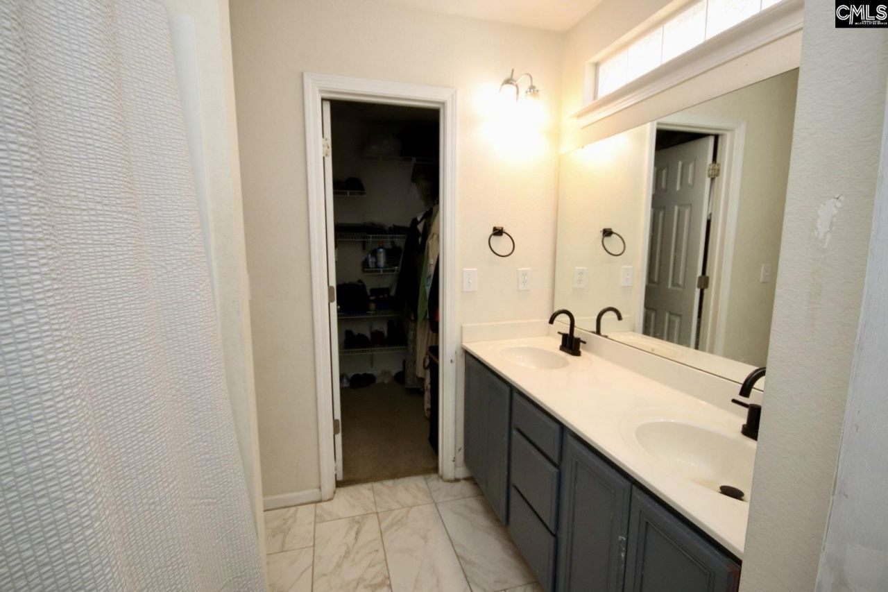 417 White Cedar Drive  Photo 13