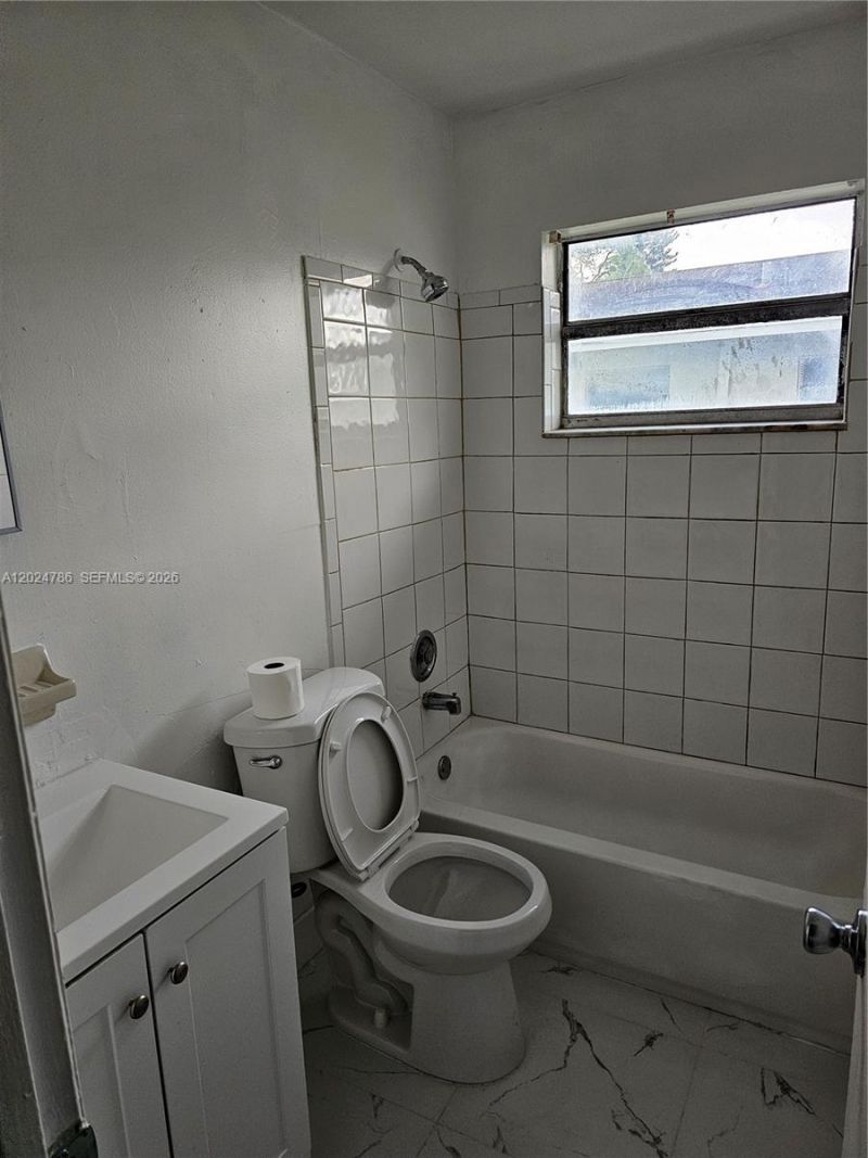 2451 NW 8th Pl , Unit 1, Fort Lauderdale, FL 33311 Photo