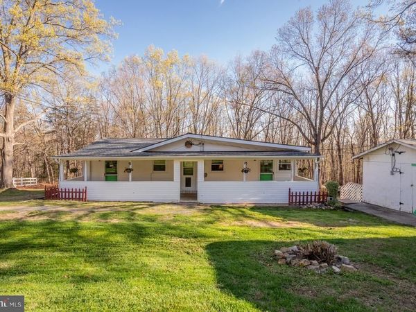 160 GALE LANE, STANLEY, VA 22851