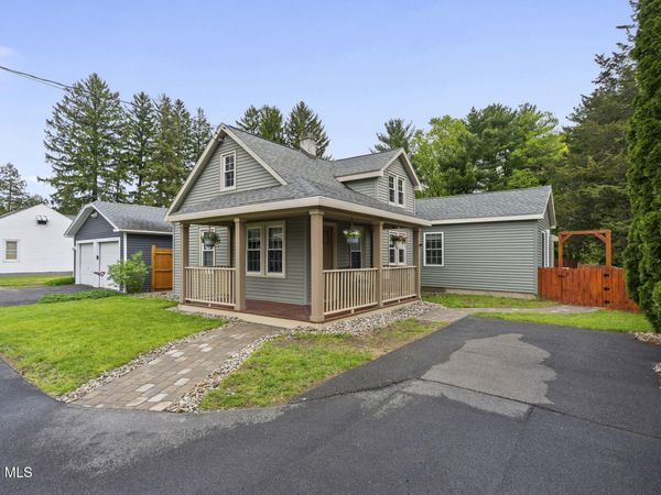 1820 Helderberg Avenue, Schenectady, NY 12306