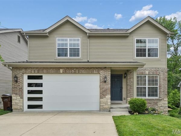 9318 Kenneth Place , St Louis, MO 63132