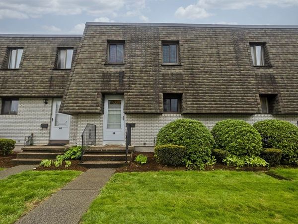 58 Beekman Dr, Unit 58, Agawam, MA 01001