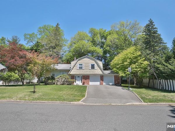 124 Lenox Avenue, DEMAREST, NJ 07627