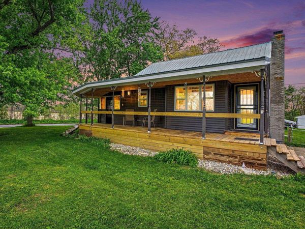33227 Smith, Walkerton, IN 46574