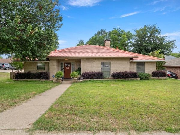 1400 Rusdell Drive, Irving, TX 75060