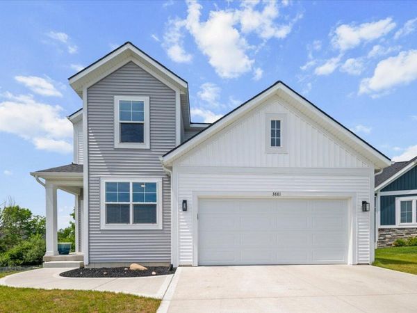 3881 Blue Spruce Circle SE, Grand Rapids, MI 49512