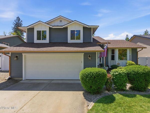 5268 E Woodland DR , Post Falls, ID 83854