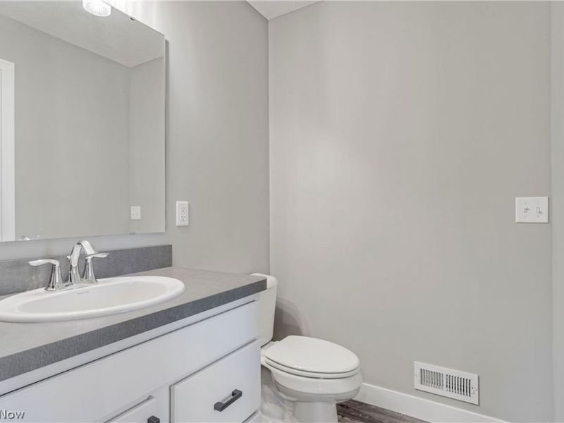 8342 Brodie Boulevard , Mentor, OH 44060 Photo 24