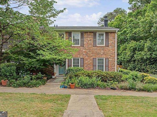 2913 Lavista Way, Decatur, GA 30033