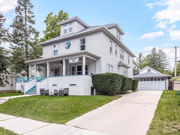 121 S East STREET, Elkhart Lake, WI 53020