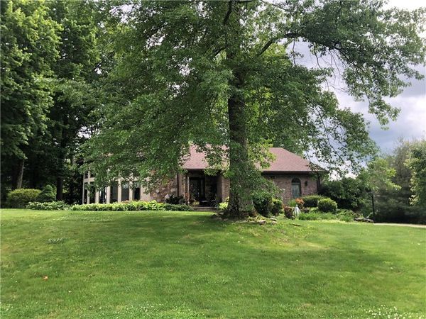 143 REGENCY DRIVE, Uniontown, PA 15401