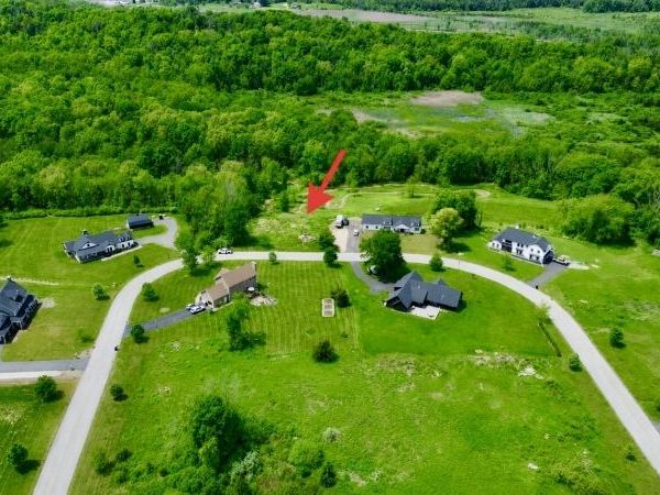 22 Estell Dr, Hardyston, NJ 07416