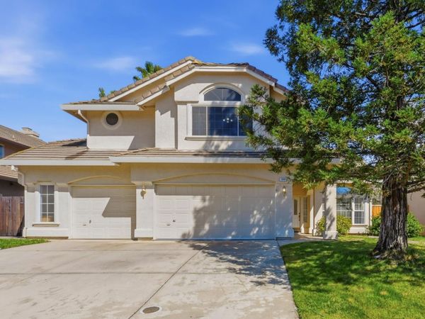 1240 Camino Capistrano, Roseville, CA 95747