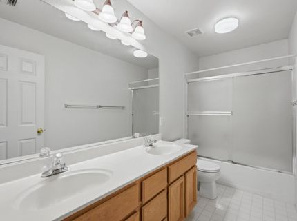 1240 Camino Capistrano, Roseville, CA 95747 Photo