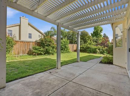 1240 Camino Capistrano, Roseville, CA 95747 Photo