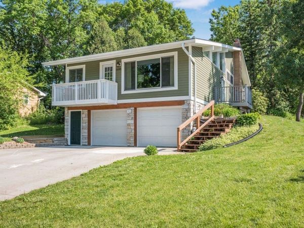 1695 Silver Lake Road NW, New Brighton, MN 55112