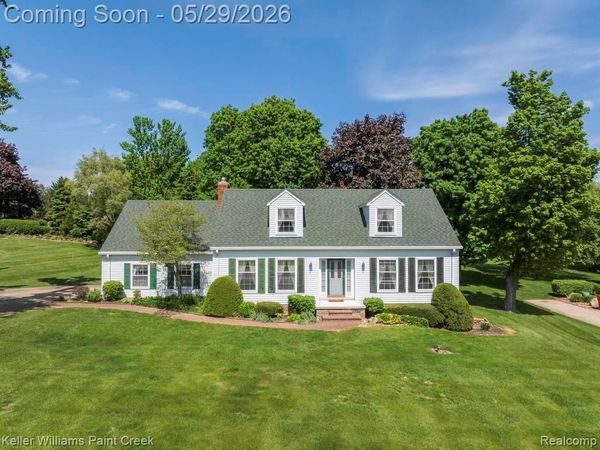 68574 Appleview Drive, Washington Twp, MI 48095