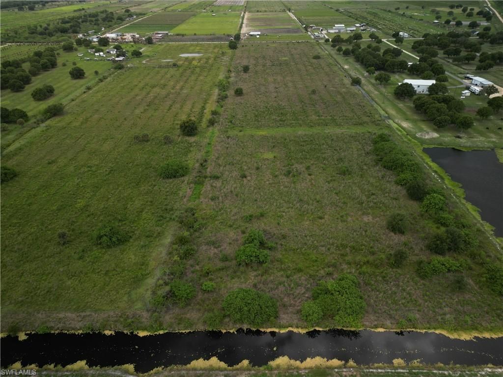 3rd Rd , Labelle, FL 33935 Photo