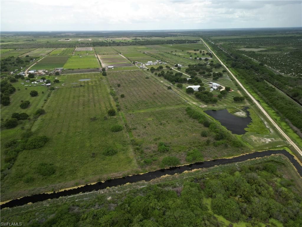 3rd Rd , Labelle, FL 33935 Photo
