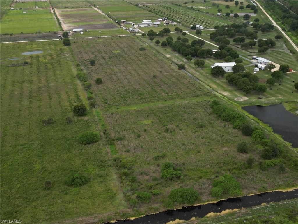 3rd Rd , Labelle, FL 33935 Photo