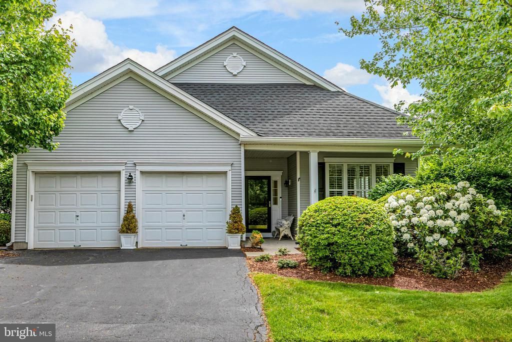 24 Foster Road, Pennington, NJ 08534 Main Photo