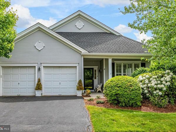 24 FOSTER ROAD, PENNINGTON, NJ 08534
