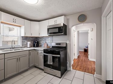 7074 Binney Street , Omaha, NE 68104