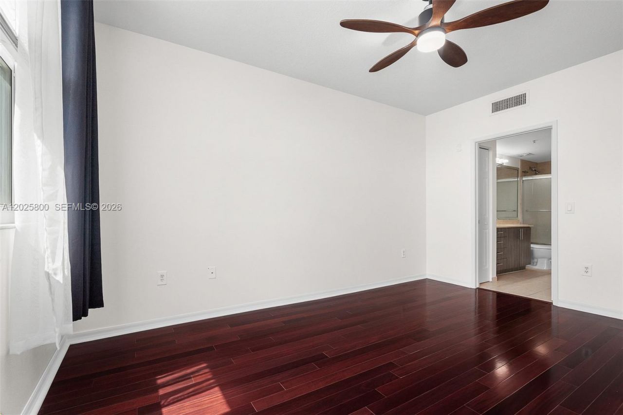 2421 NE 65th St , Unit 408, Fort Lauderdale, FL 33308 Photo