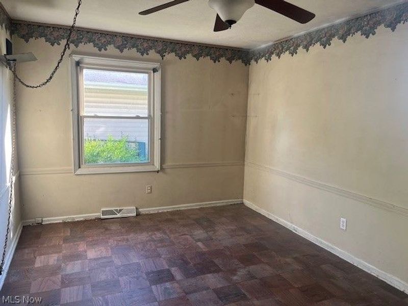 1153 Gulf Road , Elyria, OH 44035 Photo 10