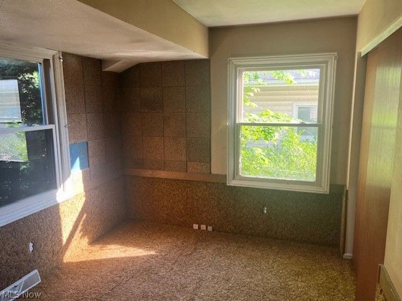 1153 Gulf Road , Elyria, OH 44035 Photo 16