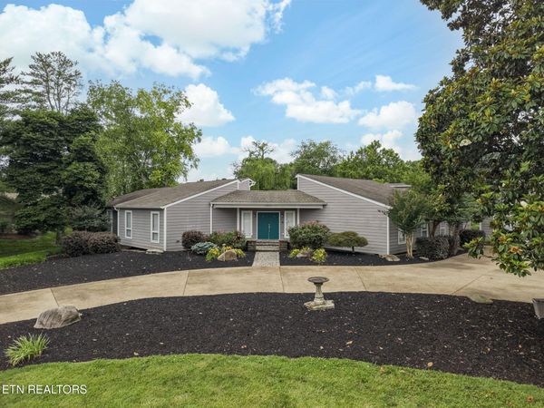 12013 N Fox Den Drive, Knoxville, TN 37934