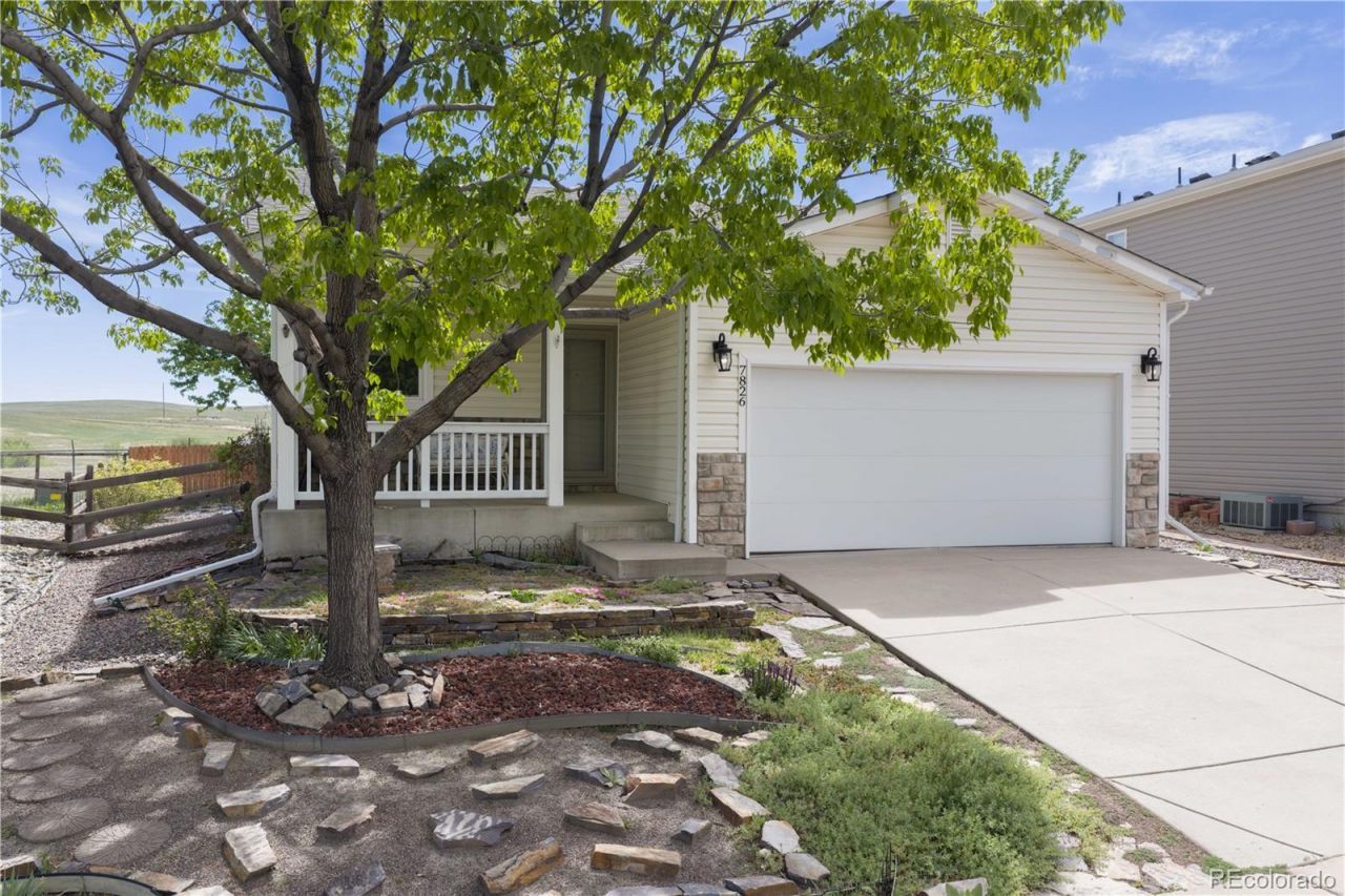 7826 Mule Deer Place, Littleton, CO 80125 Main Photo